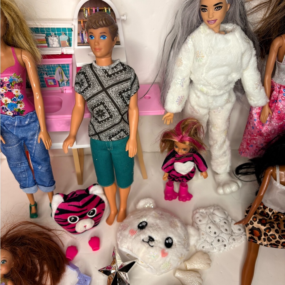 Barbie bundle - Picture 5 of 7